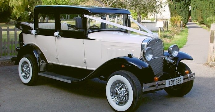 Our vintage style Badsworth wedding car. An ideal match with our Bramwith limousine