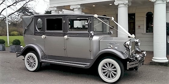 Imperial 7 seat wedding limousine