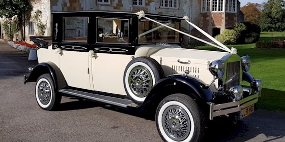 Viscount 7 Seat Wedding Limousine